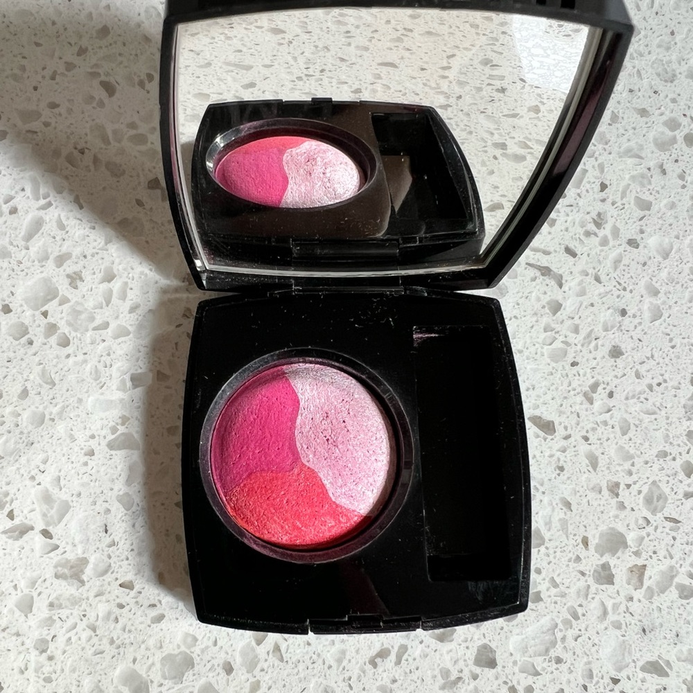 LIMITED EDITION Chanel Lumières Magiques Trio Colour Blush Eye Makeup Palette